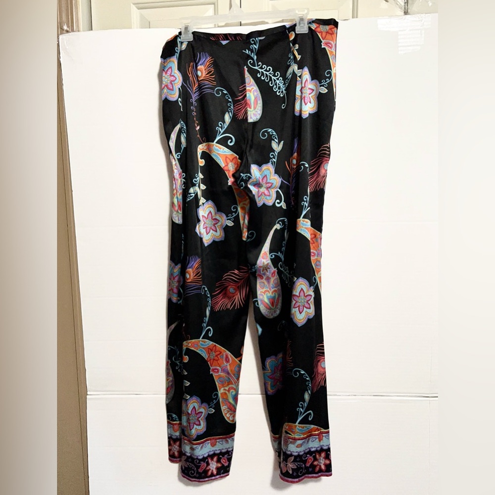 Trina Turk wide leg floral paisley 100 percent silk pants size 13 multicolored